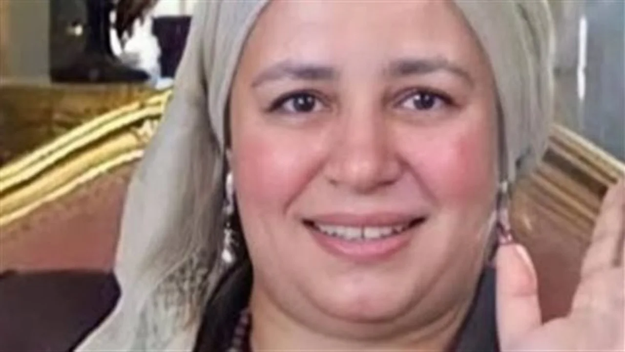 ظهور مفاجئ.. تفاعل واسع مع عبلة كامل في إعلان جديد بموسم رمضان